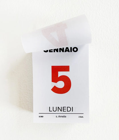 Italian Desk Calendar, 2027