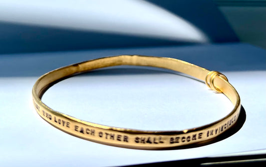 “Those Who Love Each Other” Gold Bracelet